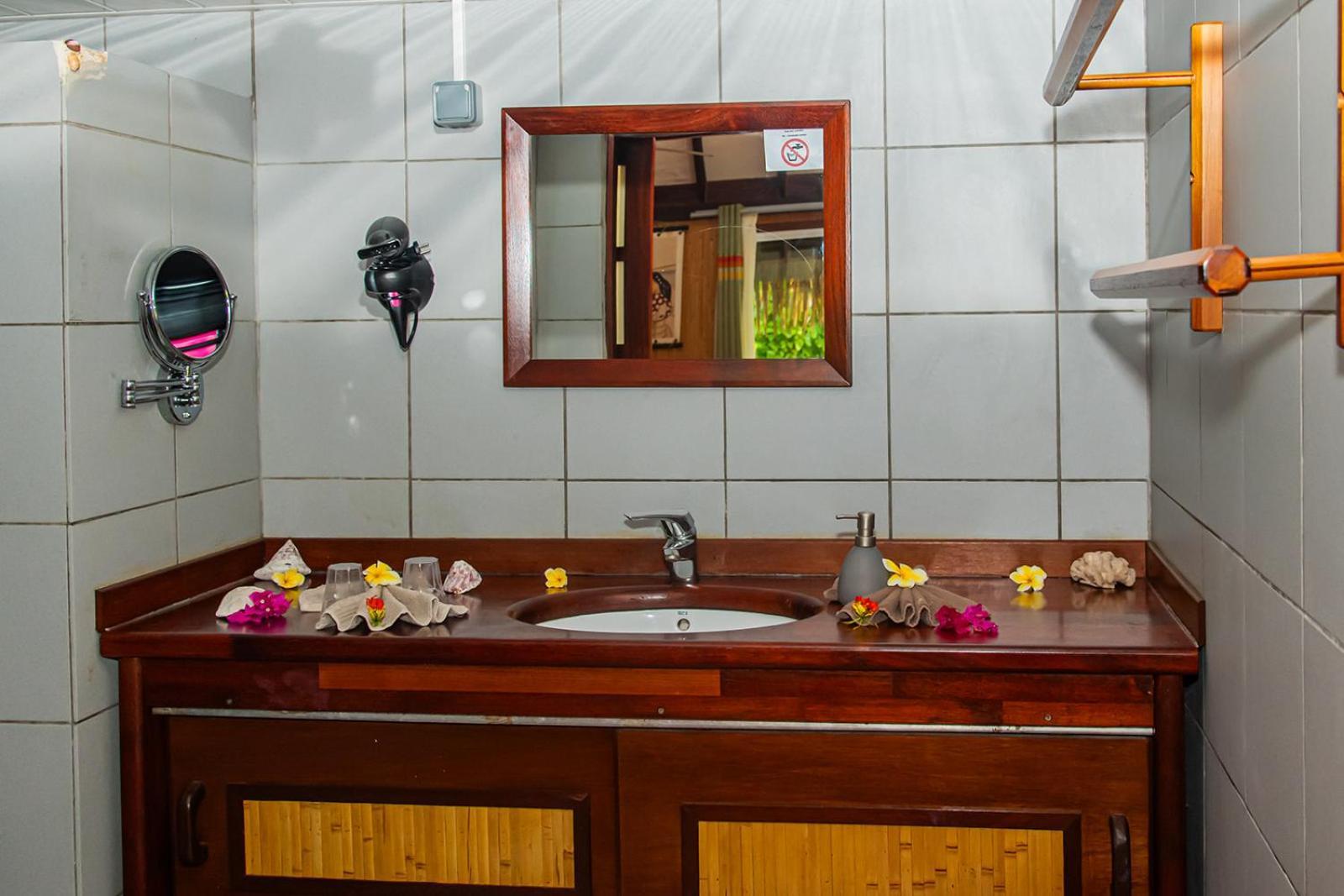 Raira Lagon Avatoru Bagian luar foto